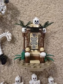 Vintage 2011 Lego Pirate Of The Caribbean Incomplete Set- 4181,4182, 4183 W/book