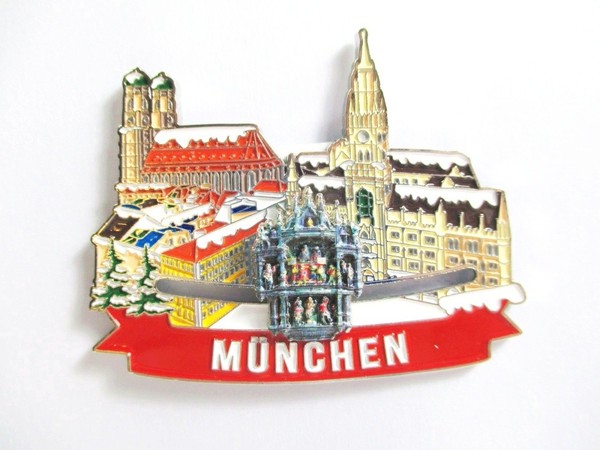 MüNchen Marienplatz Magnet Metall Souvenir Mit Schieber Glockenspiel Rathaus-image