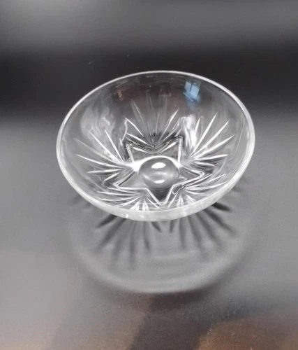 Set of 5: 1950s Federal Glass Co. Star Pattern Crystal Dessert Bowl 4 5/8" diam.