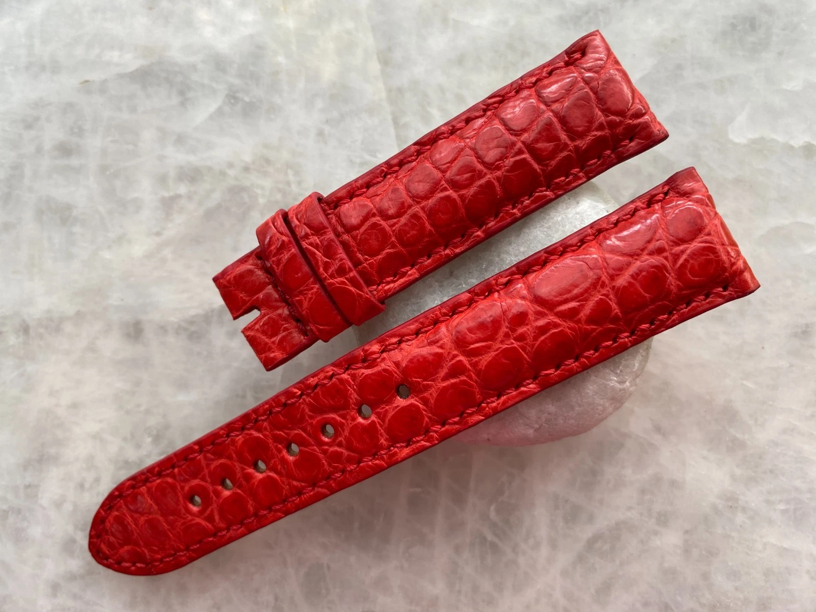 20mm/18mm Red Alligator Crocodile Print Leather Watch Strap Band