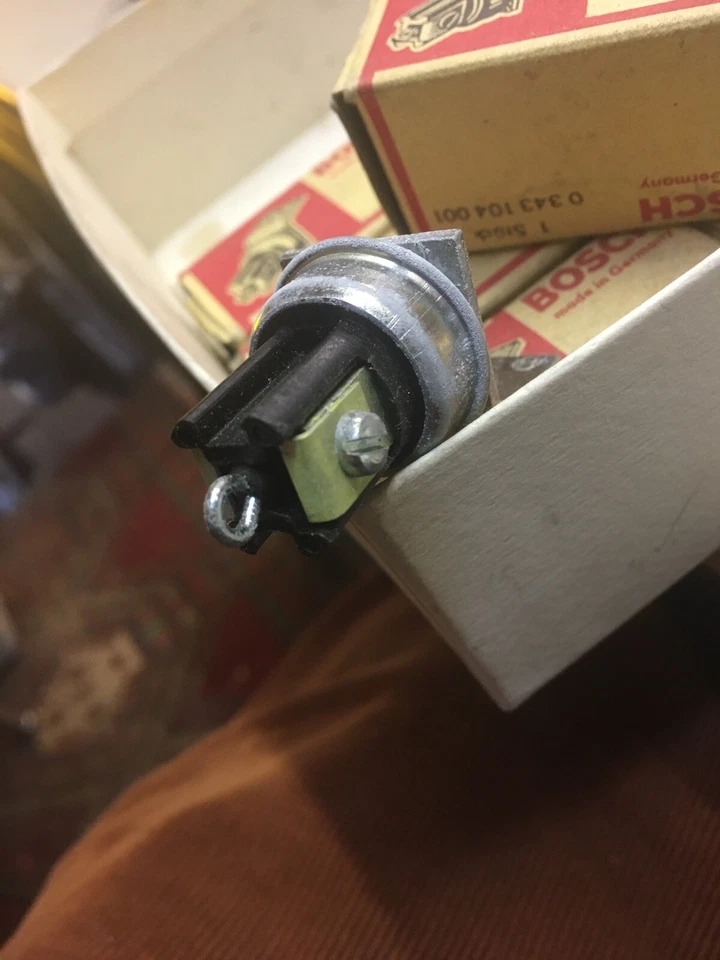 Interruptor de luz de freno mecánico NOS 1 50+60 años Opel Bmw Dkw Mercedes Benz. Foto 2 de 4