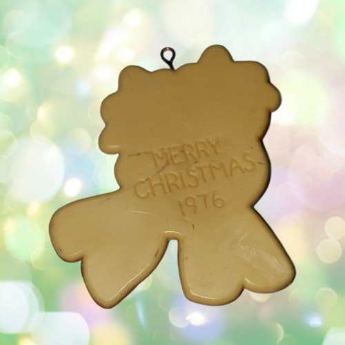 Hallmark Merry Christmas Ornament 1976 Reindeer Tree Treats vintage - Picture 2 of 2