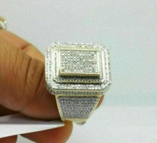 Round Cut Simulated Diamond Cluster Men's Wedding Ring In 14k Yellow Gold Plated