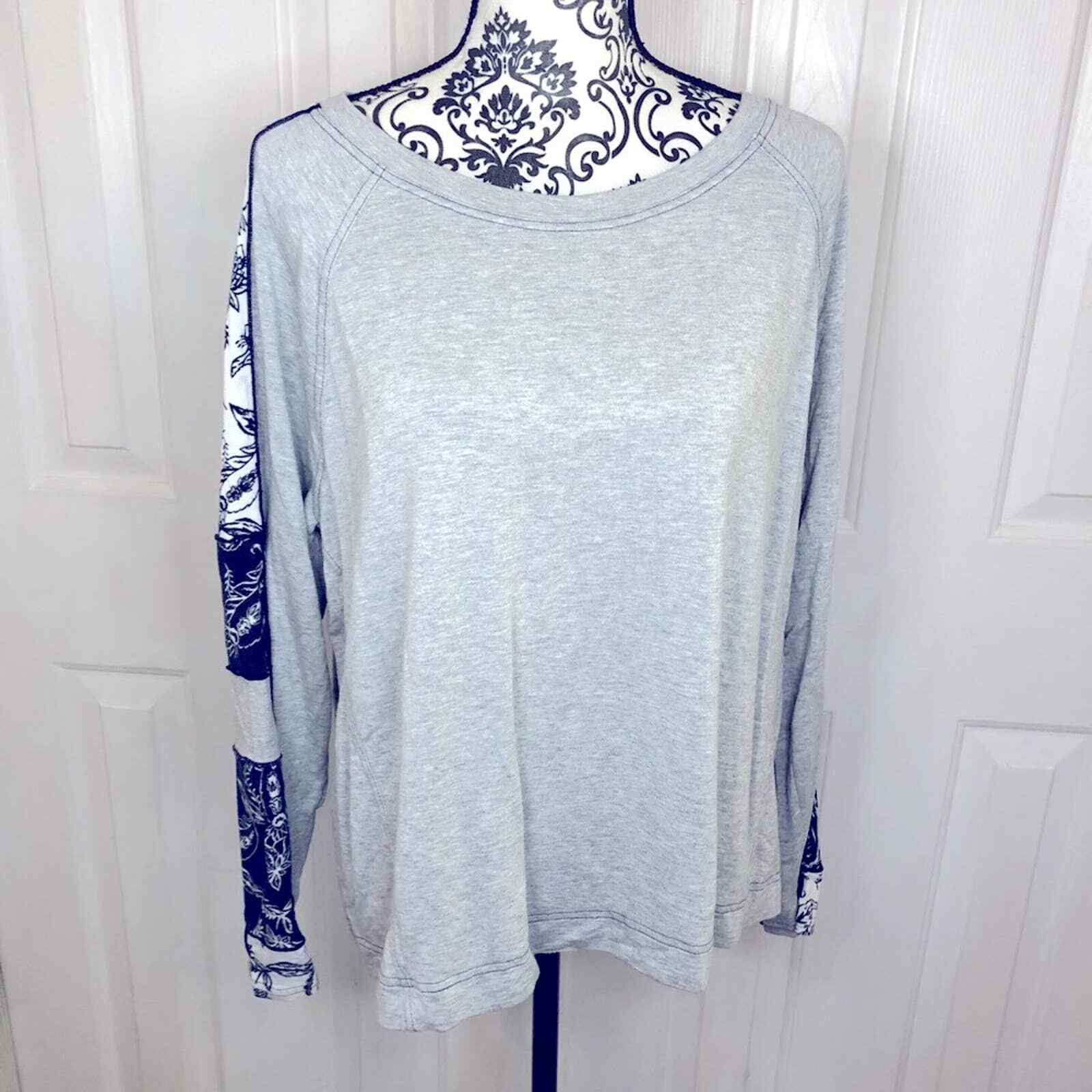 Chicos gray and blue patchwork sleeve detail ligh… - image 1