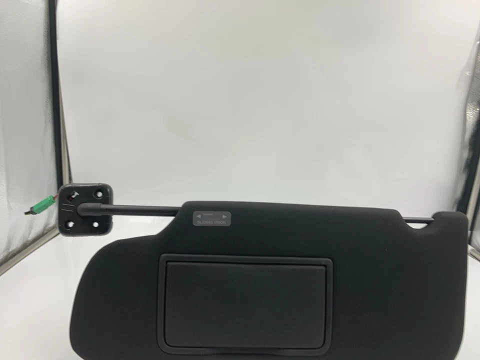2013-2018 Ford Taurus Driver Sun Visor Sunvisor Black Illuminated OEM D01B30083 - Image 2 of 4