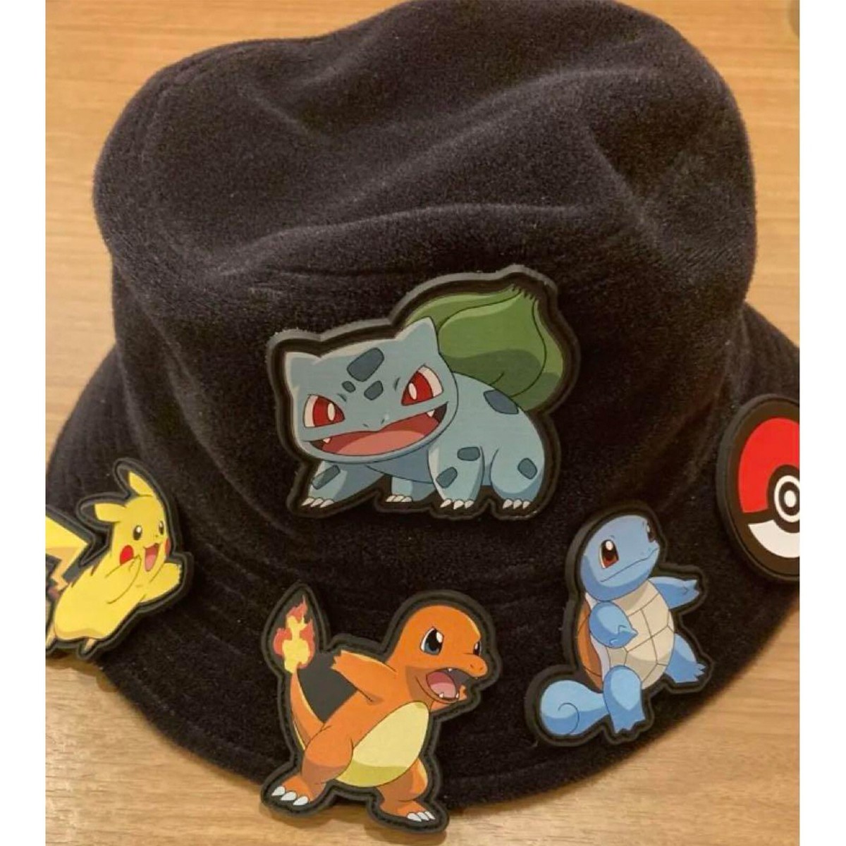 帽子 CA4LA FBC WAPPEN BUCKET HAT CA4LA FIND YOUR POKÉMON POCKET MONSTERS RUBBER WAPPEN Bucket HAT