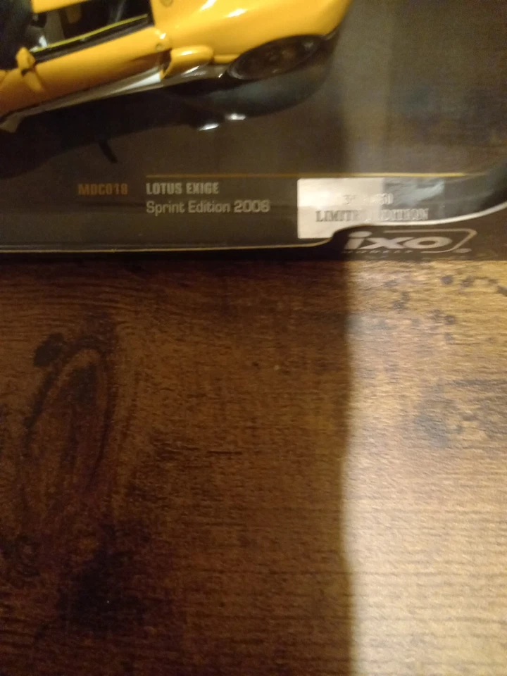 IXO MDC018 Lotus Exige Sprint Edition 2006 Amarelo 1.43 Edição Limitada - Imagem 3 de 4