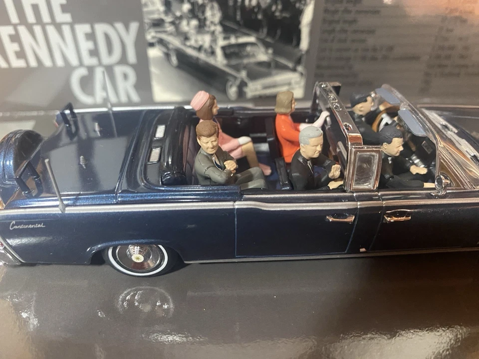 MINICHAMPS PRESIDENTIAL VEHICLES SERIES N.1 - 1961 LINCOLN CONTINENTAL X-100 - Immagine 2 di 4