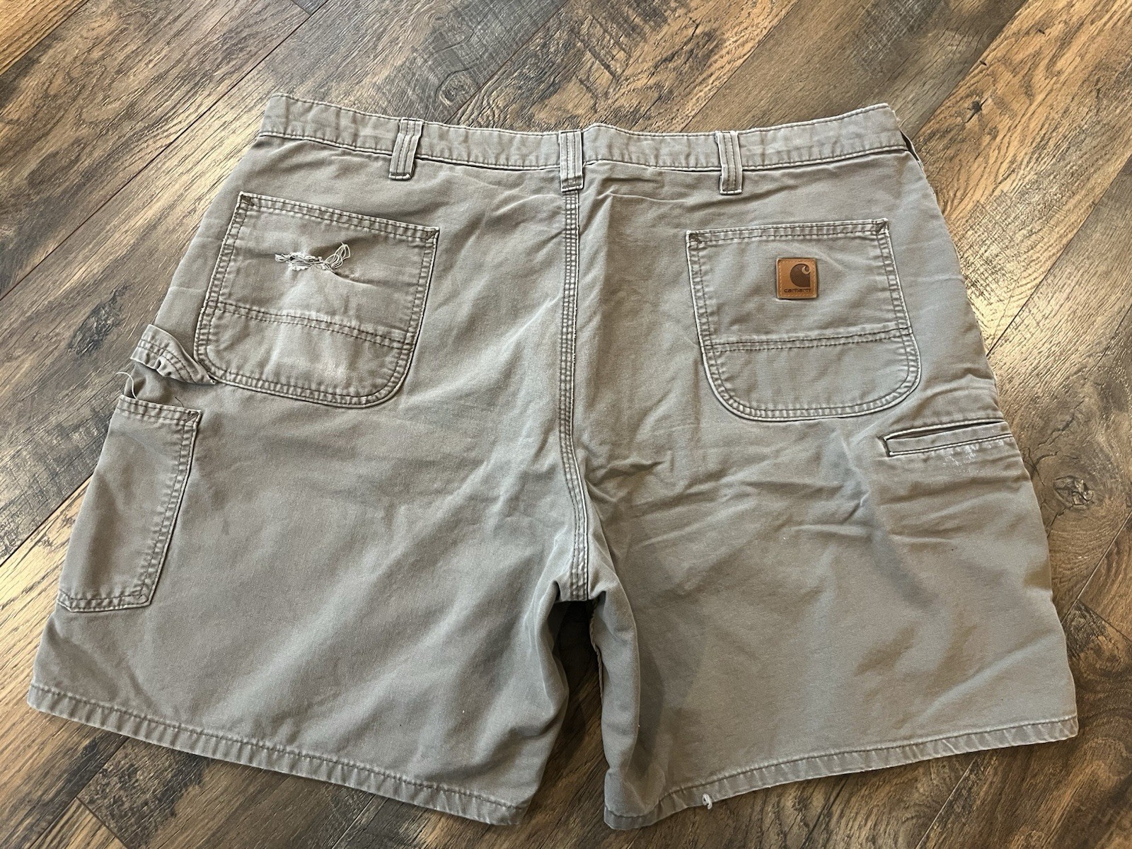men original fit carhartt b144 LBR Carpenter Canvas Distressed shorts Size 44
