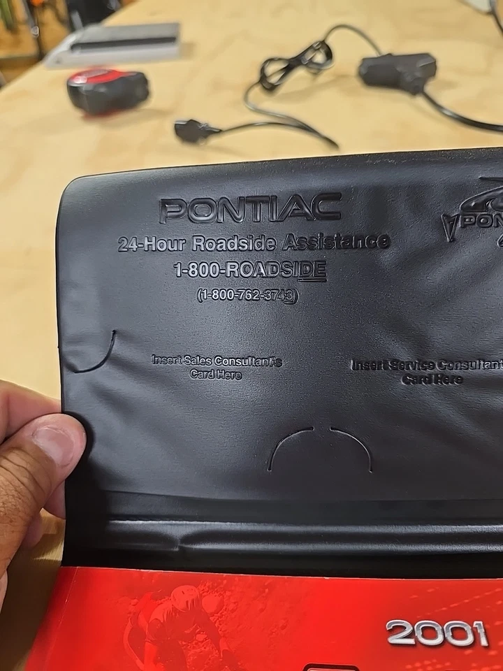 FIREBIRD 2001 MANUAL PROPRIETÁRIOS TRANS AM PONTIAC MANUAL GUIA 01 TRANSAM 2001 T/A - Imagem 2 de 4