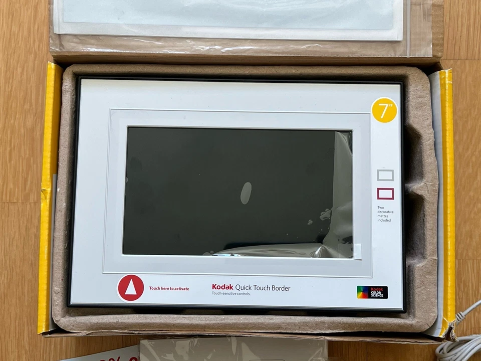 Kodak EasyShare P720 7" Digital Photo Frame Quick Touch Border ( Parts Missing - Image 2 of 4