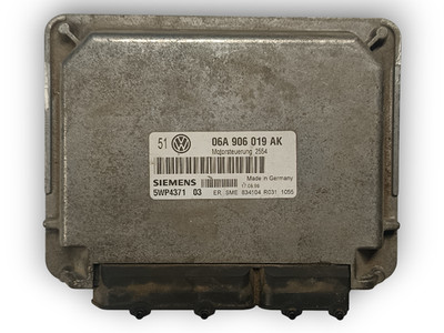 VW Golf IV 1.6 Motorsteuergerät 06A906019AK / 5WP4371 - Steuergerät ECU