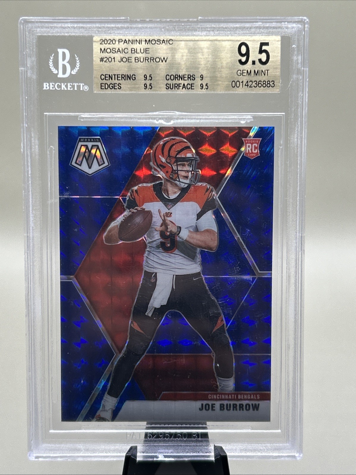 2020 Panini Mosaic Blue /99 #201 Joe Burrow Beckett 9.5 GEM MINT