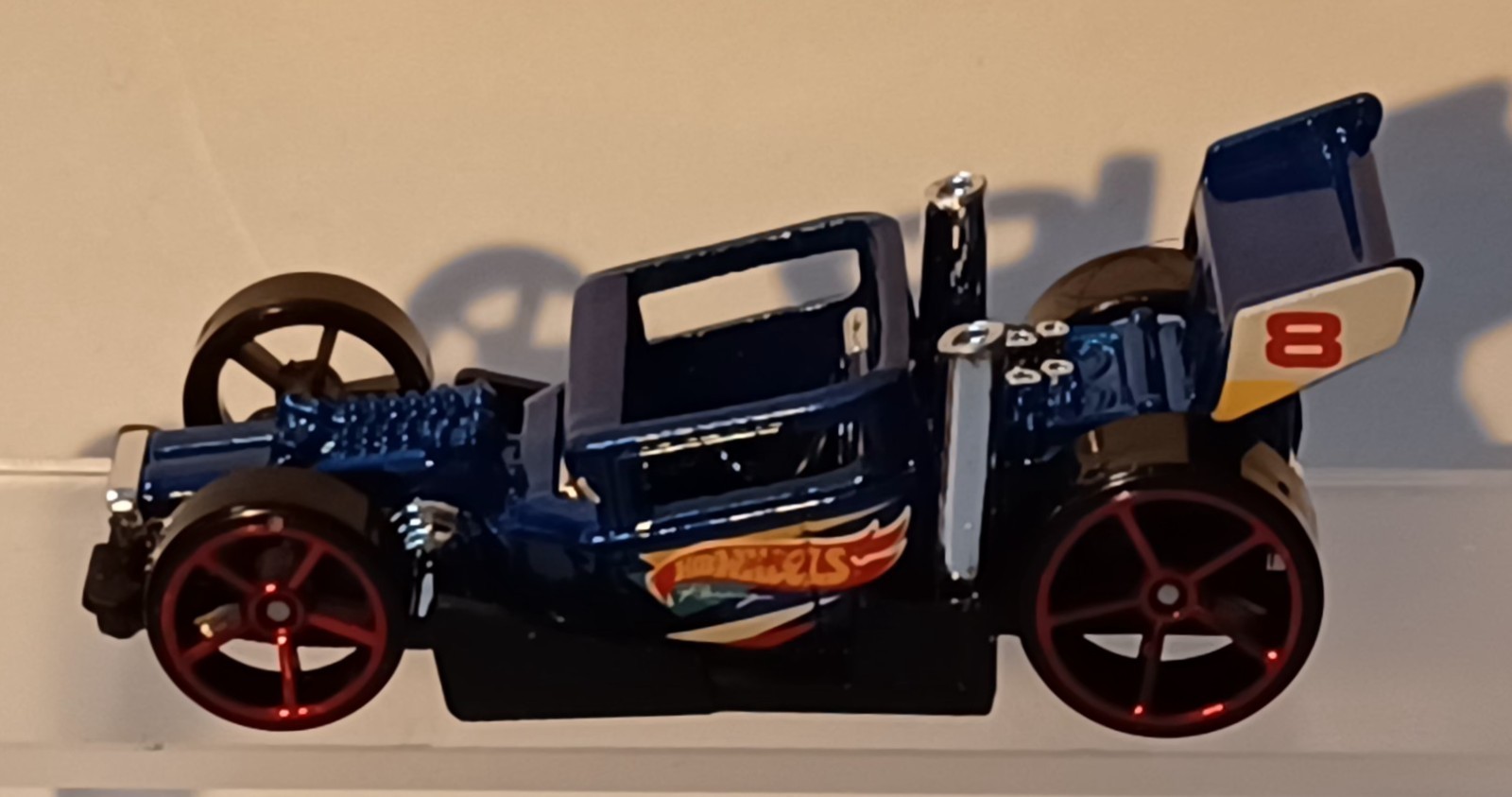 2016 Hot Wheels HW Race Team Bone Speeder