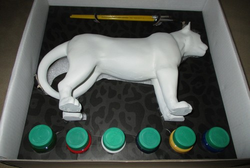 Artbox Jaguar Parade NYC 2022, mini mostra d'arte all'aperto modello vernice gesso - Foto 2 di 10