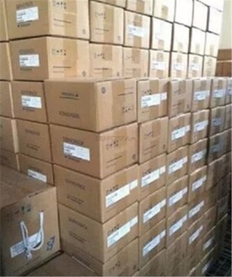 1Pc New Yaskawa SGD7S-590A10A002 un