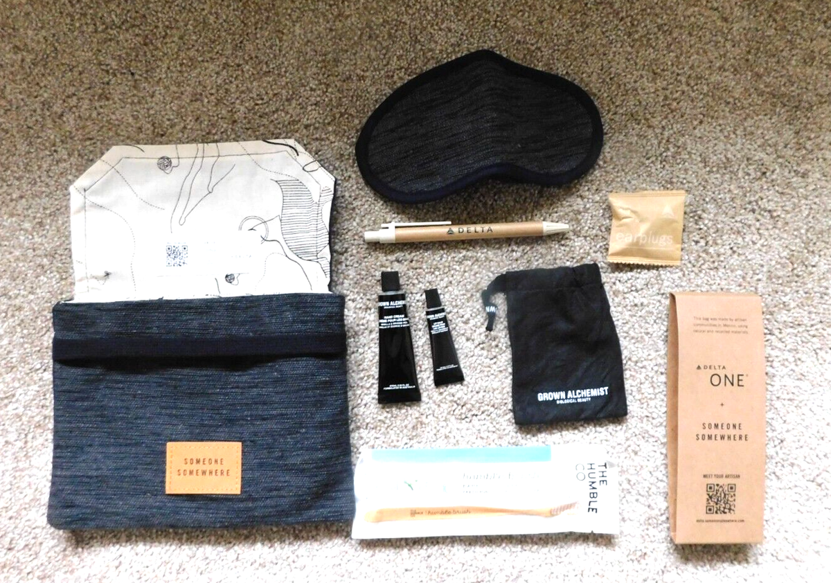 DELTA ONE AIRLINES AMENITY KIT BAG TRAVEL, SOMEONE SOMEWHERE, MEXICAN  ARTISAN