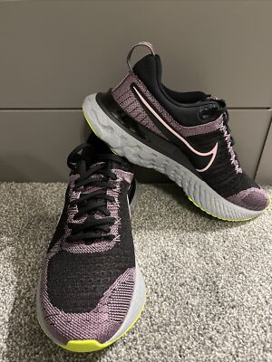Nike Women's React Infinity Fly-knit Shoes Sneakers Size 9 Black CT2423-500 EUC