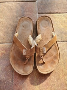 fur lined flip flops