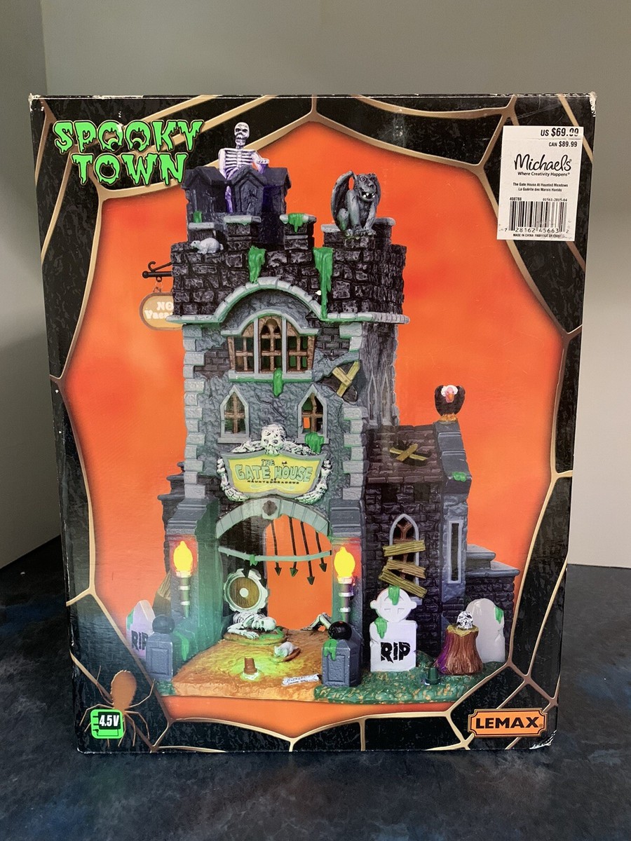 Lemax Spooky Town The Gate House At Haunted Meadows 45663