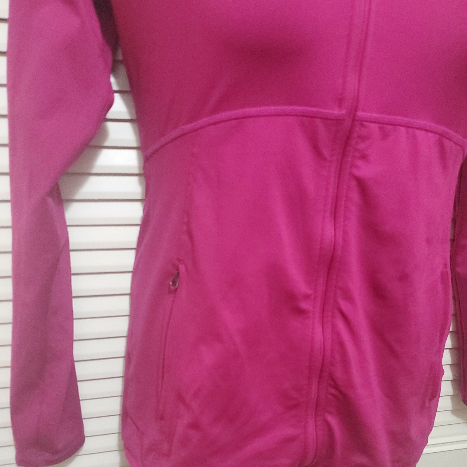 Mountain Hardware Women's  Pink Activewear Jacket… - image 3