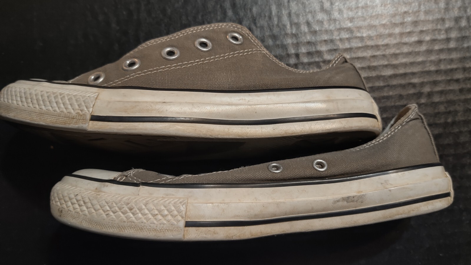 Converse All-Star Low Sneakers Top Gray Womens 6 Tennis Shoes W/ Shoe Strings thumbnail 3