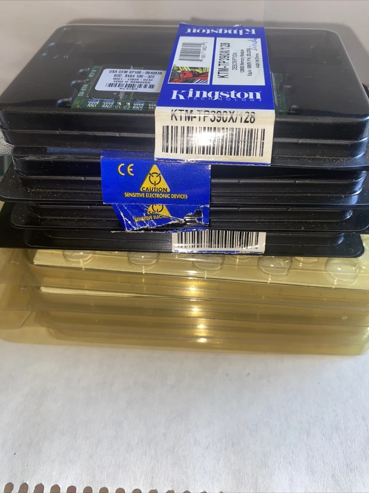 Lote De 12 Memorias Para Laptop IBM De Colección FRU-20L0264 64MB Módulo PC100 100MHZ 144Pin Foto 2 de 2