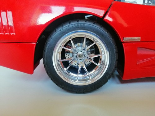 Ferrari F40 Testarossa 1 /8 Pocher CHROME DODGE CHARGER R/T 1/8 - Zdjęcie 6 z 8