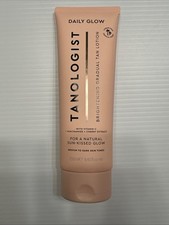 TANOLOGIST Brightening Gradual Tan Lotion MEDIUM TO DARK Skin Tones 8.45oz
