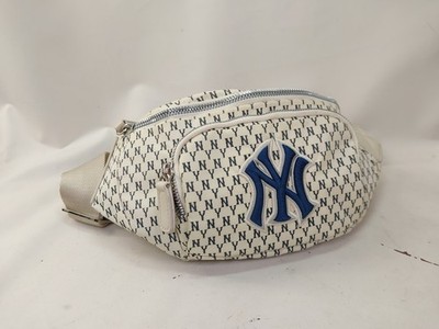 MLB Monogram New York Yankees Hip Sack NY Logo Waist Bag Pouch Bag - Cream/Black