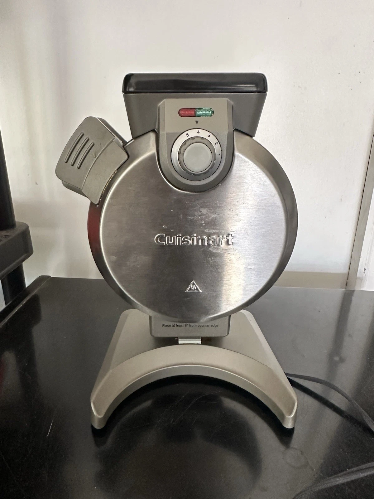 Cuisinart WAF-V100 Vertical Waffle Maker 800W Silver Stainless Non-Stick Round
Opens in a new window