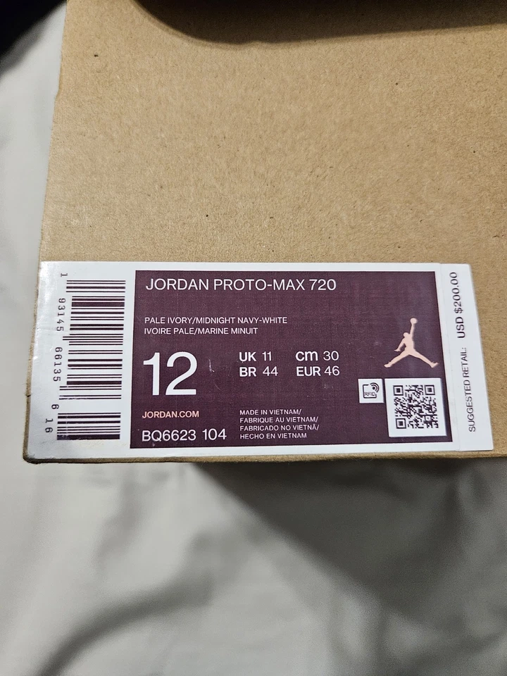 Jordan Proto-Max 720 Masculino Tamanho 12 Marfim Pálido/Noite-Noite Branco Marinho - Imagem 4 de 4