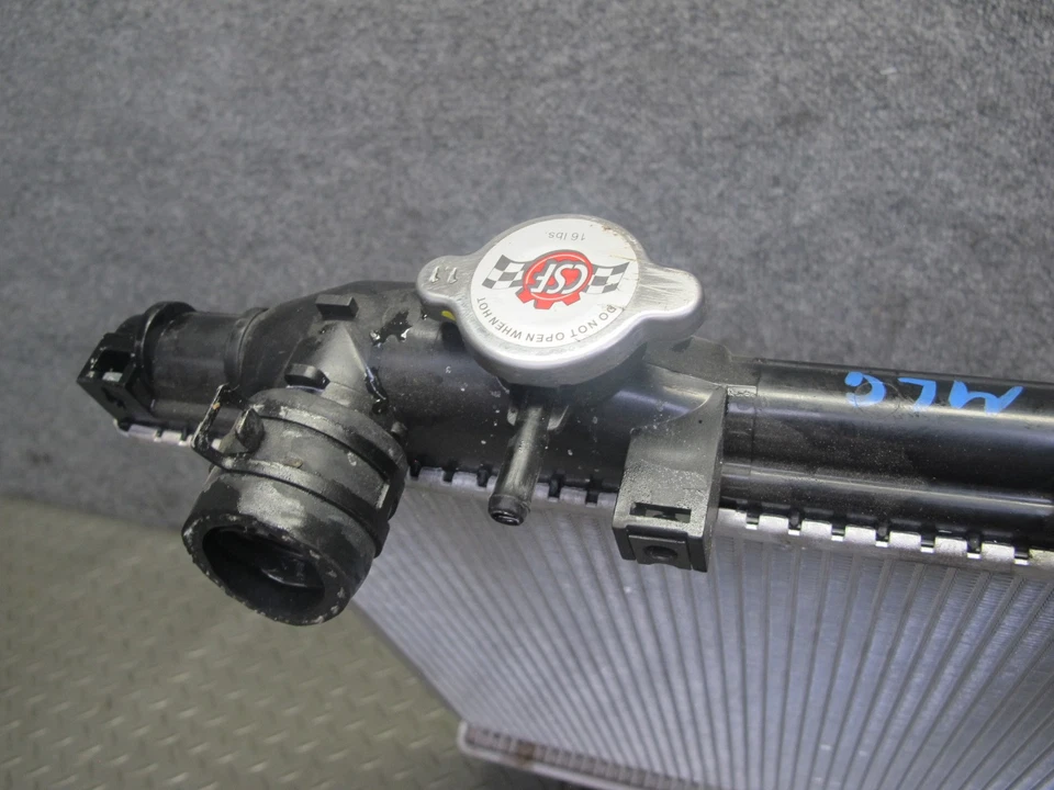 98-05 LEXUS JZS160L GS400 GS300 RADIADOR REFRIGERACIÓN MOTOR CSF 2606 Foto 3 de 4