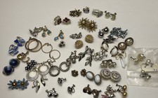 Lot 43 Pair Clip On Screw Back Earrings Costume Jewelry Gold-/Silver-Tone Vtg