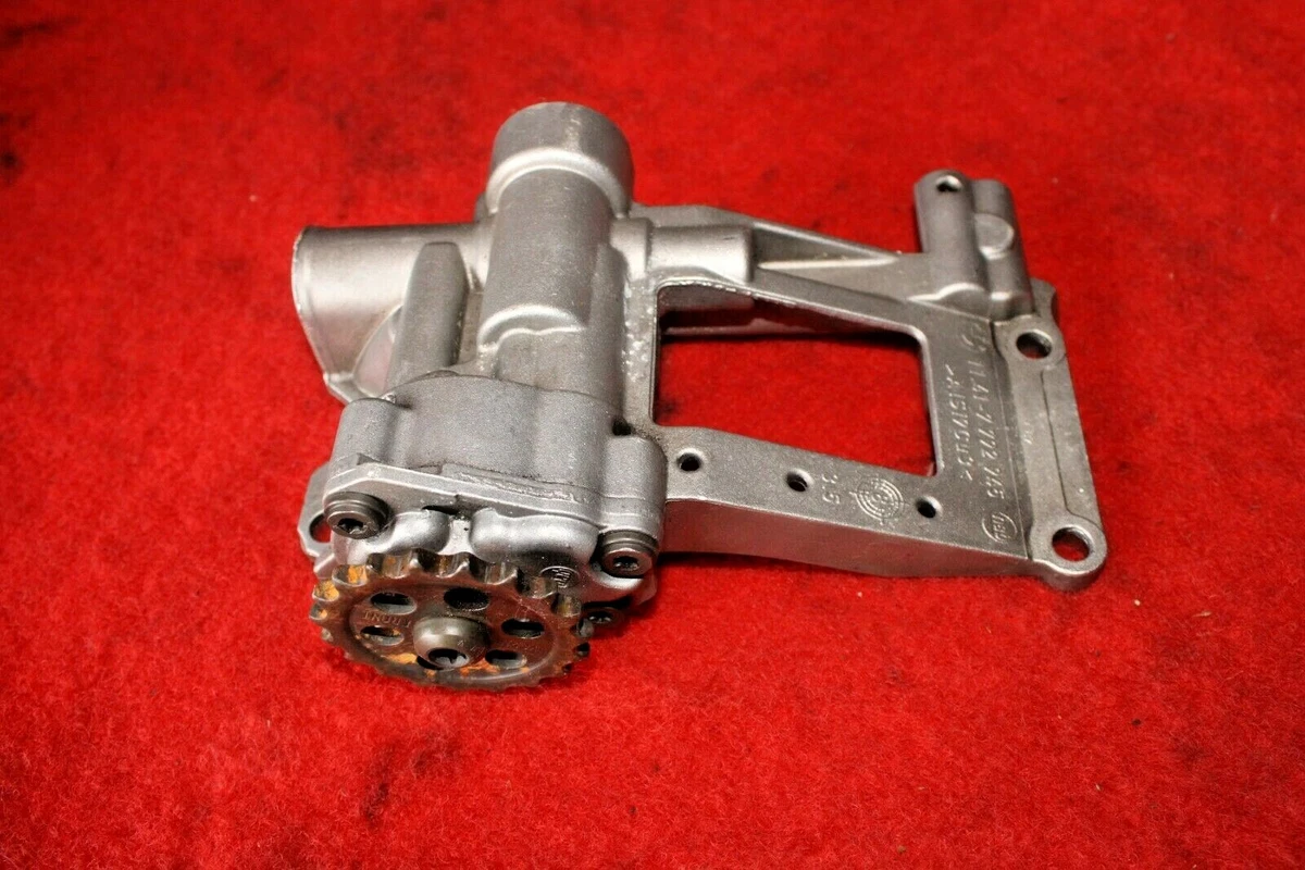 Diesel Engine Oil Pump Twin Turbo M57N2 BMW E90 Sedan 335D 09-11 