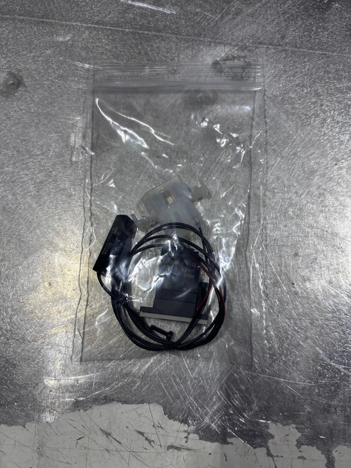 FESTO Media separated solenoid valve VYKA-F7-M22C-12-PE-5YQ7 - VAVE-K1-7-5YL1-LR - Image 2 of 4