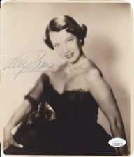 LILY PONS d 1931 Signed To 8X10 B&W Photo Actress/Dream Too Much JSA CC39505