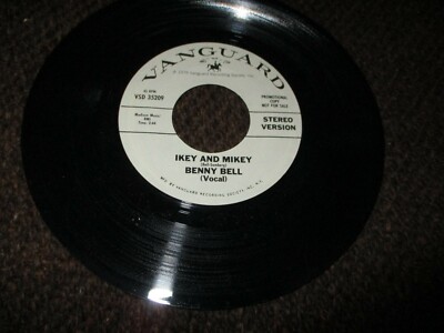 1979 BENNY BELL Ikey & Mikey White Label Promo 7'' Vanguard 35209 Jewish Humor NM