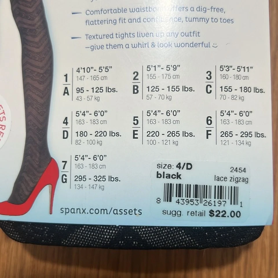 Nuevo con etiquetas Medias Assets by Spanx Texturizadas Encaje Zigzag Negras Talla 4/D Reg. $22 Foto 4 de 4