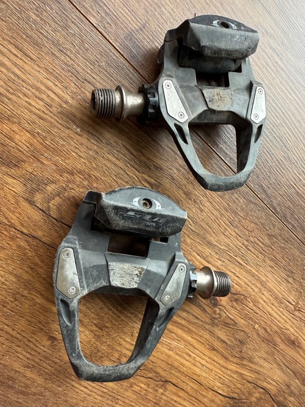 Shimano PD-R7000 Carbon Pedals, One Size - Black