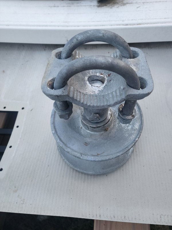 3" Cantilever roller
