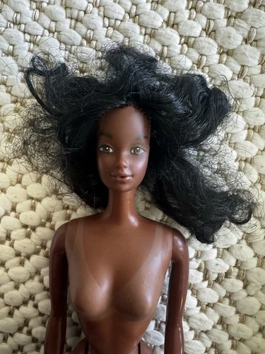 1978 Sun Lovin’ Malibu Christie No 7745 Mattel Peek-a-boo Tan Steffie Face