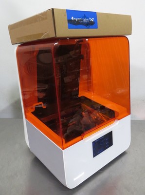 T200810 Formlabs Form 3B Resin 3D Printer w/ Unused Resin Tank V2.1