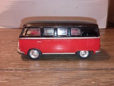 Kinsmart 1962 Volkswagen Classical Bus 1/32