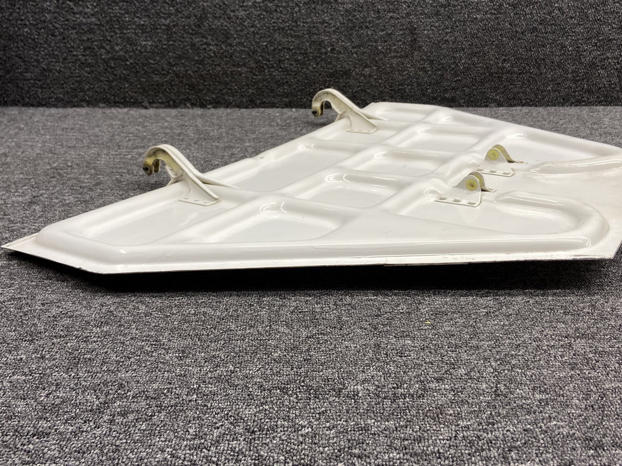 35-815055-214 Beechcraft A36 Outboard Main Landing Gear Door LH