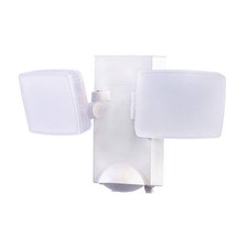 Defiant 270-Degree White Motion Activated Battery Powered Outdoor 2-Head Dusk to