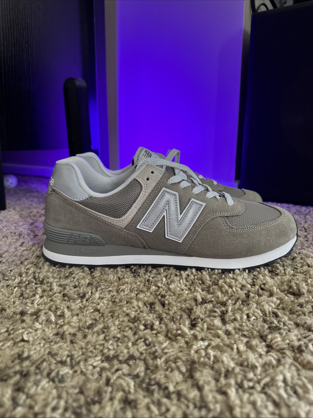 Picture 1 of 6