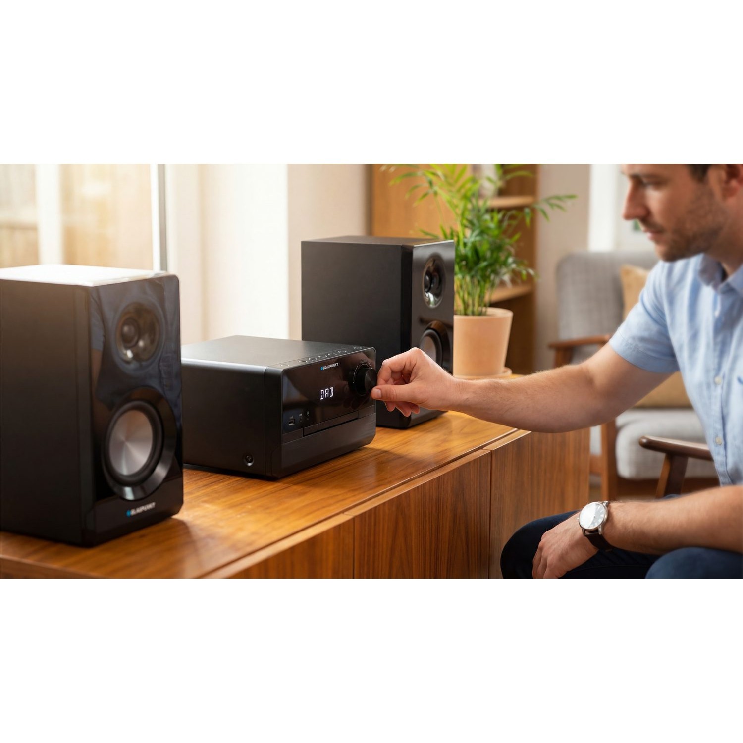 Chaîne stéréo CD 100W Blaupunkt avec diffusion Bluetooth stable et tuner radio DAB+ - 3