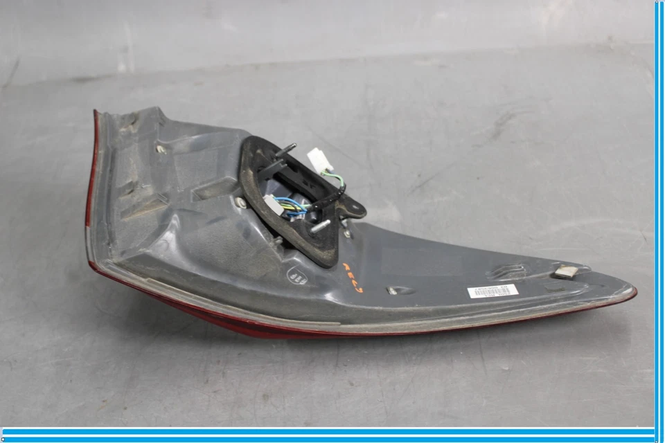 07-09 Lexus LS460 Rear Right Passenger Side Outer Taillight Tail Light Lamp Oem - Image 4 of 4