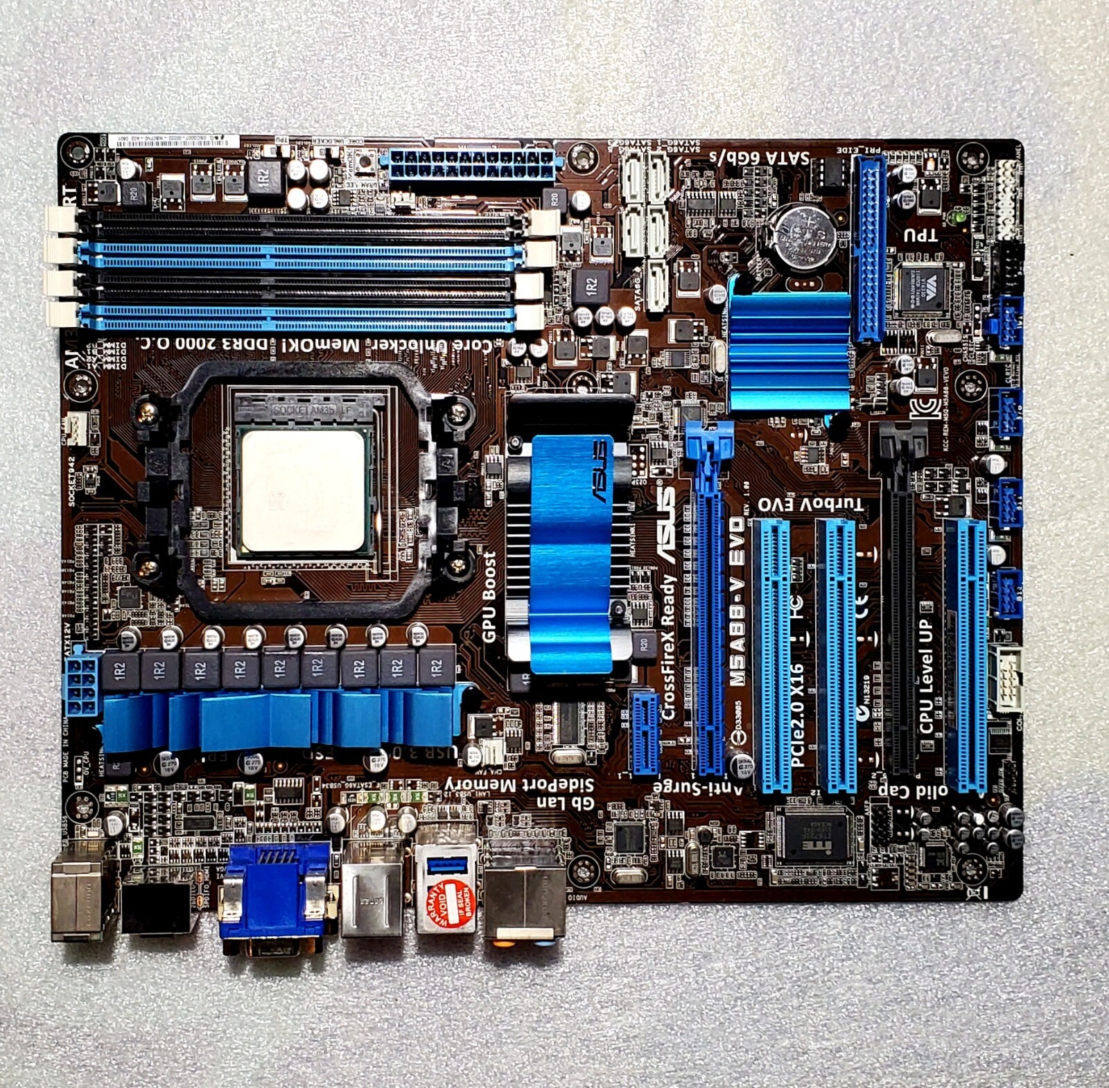 Asus M5A88V EVO AMD Socket AM3+ SATA 6Gb/s Motherboard with CPU FX